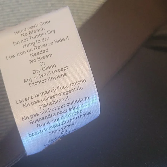 Aritzia Jax Vegan Leather Skirt with slit - Picture 6 of 9